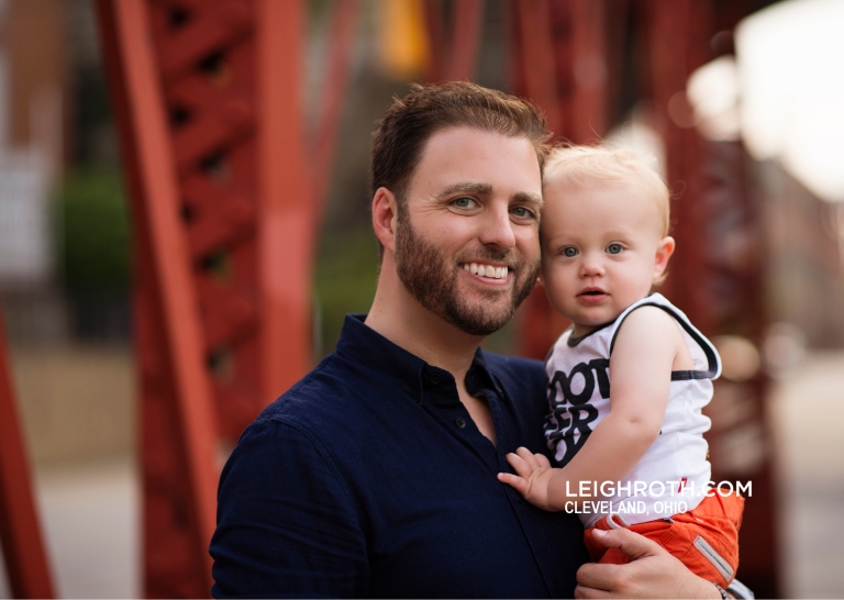 LEIGHROTHPHOTO_FAMILY_DOWNTOWN_CLEVELAND_2